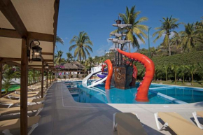 Гостиница Vista Playa de Oro Manzanillo  Мансанильо